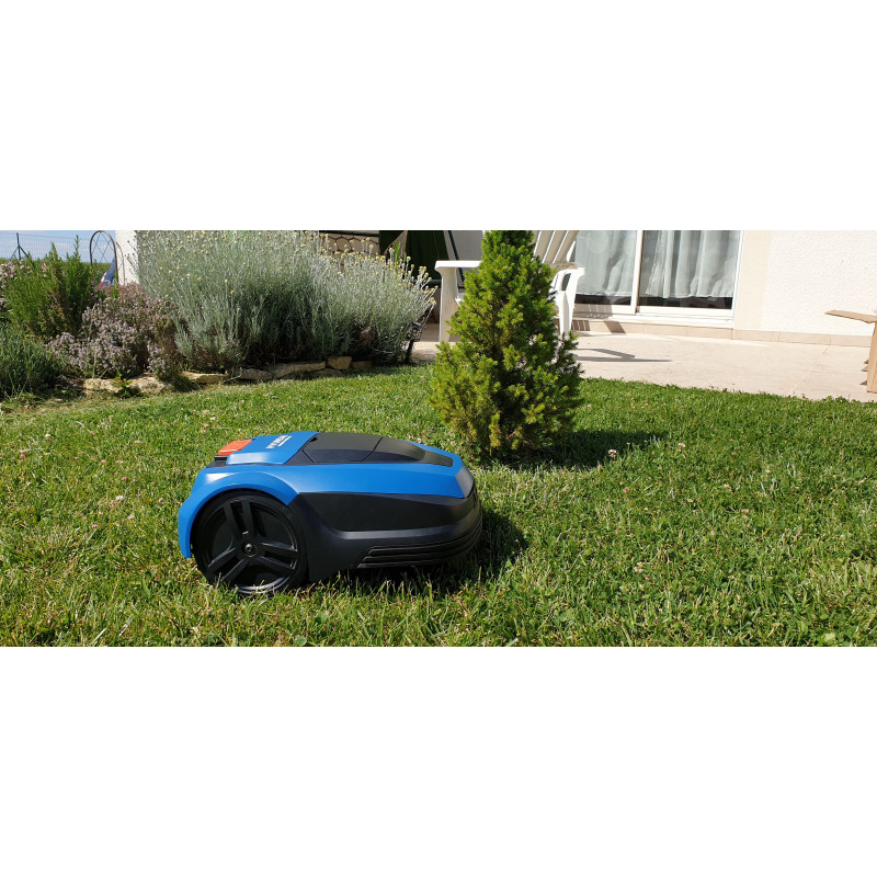 Tondeuse robot 2.6 Ah - Programmable - WIFI 500 m²